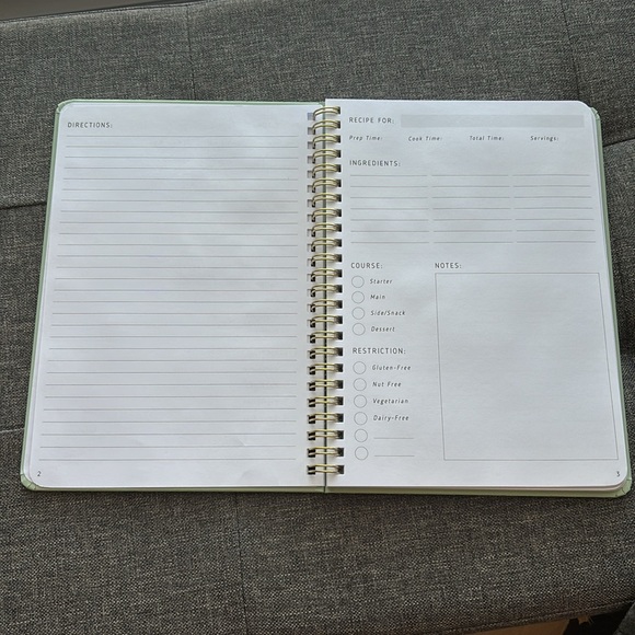 ZICOTO Amazon Aesthetic Blank Recipe Book // Sage Green - Picture 11 of 11